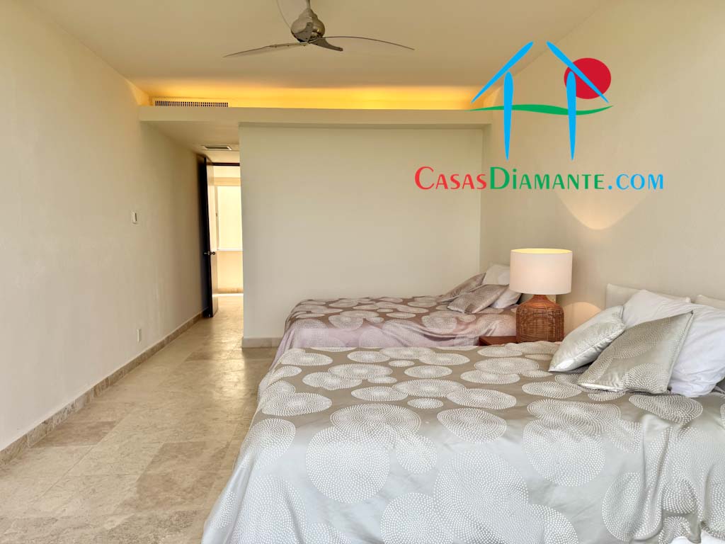 Real Diamante Villas Las Rocas PH 104 - Recámara dos 3